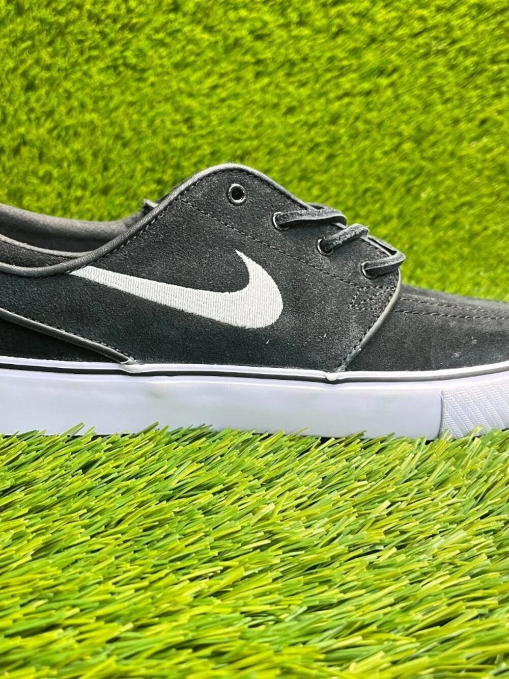 Nike SB Zoom Janoski OG+ Mens Size 6 Black White Athletic Skate Shoes Sneakers